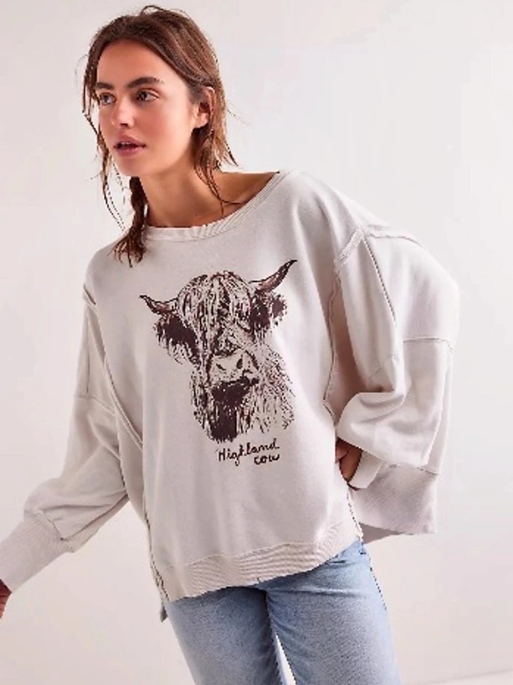 We The Free Highland Cow Graphic Sweatshirt Size Medium Camden Pullover